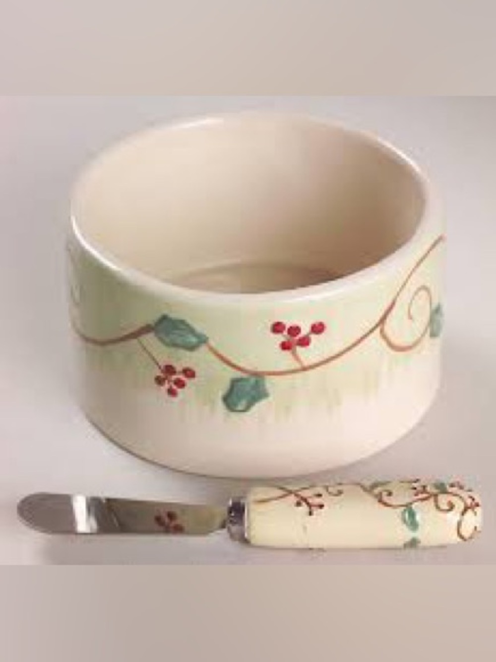 Pfaltzgraff Discontinued Pepperberry Dip Bowl/Spreader ceramic Red Berry Motif
